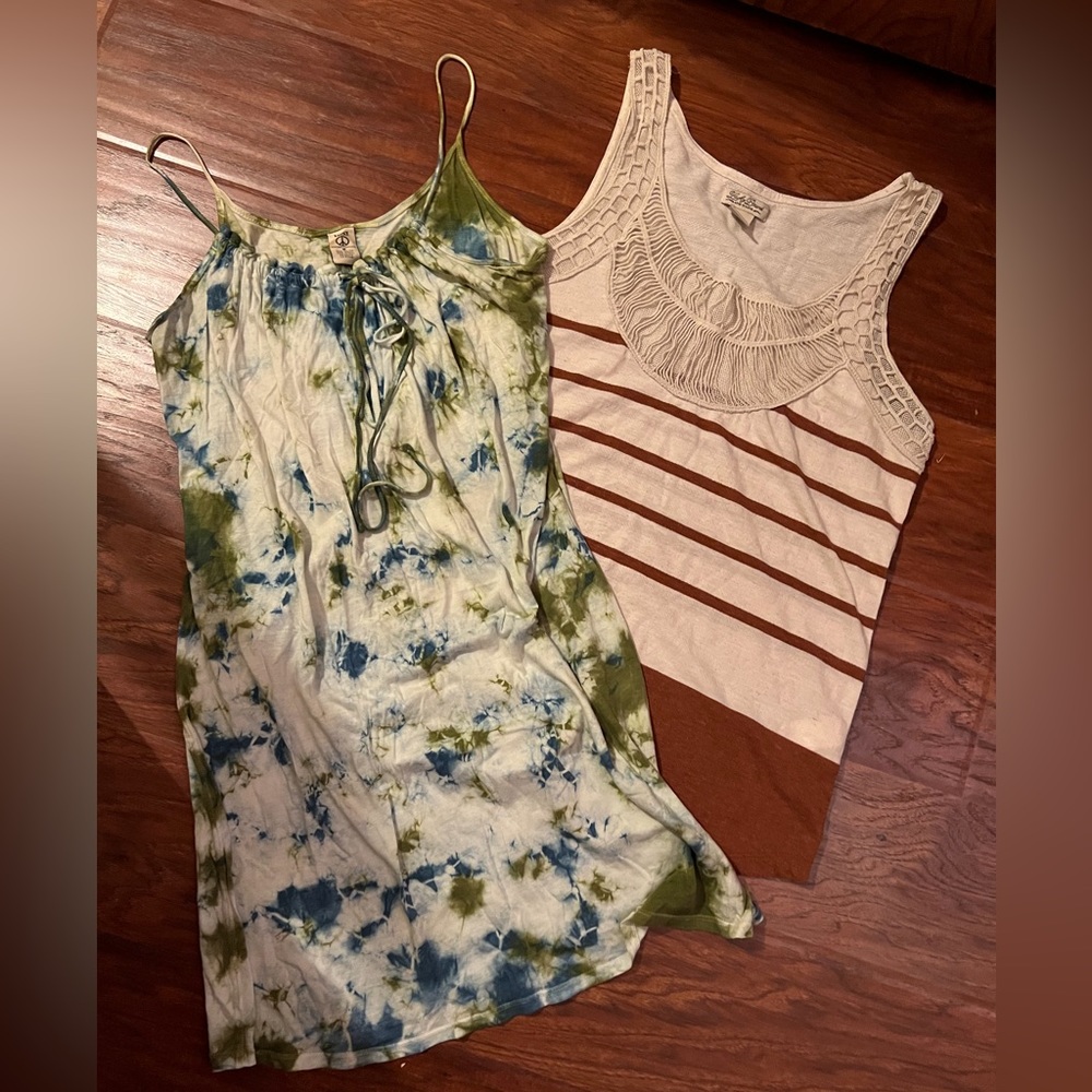 Two Lucky Brand tops size M preowned
